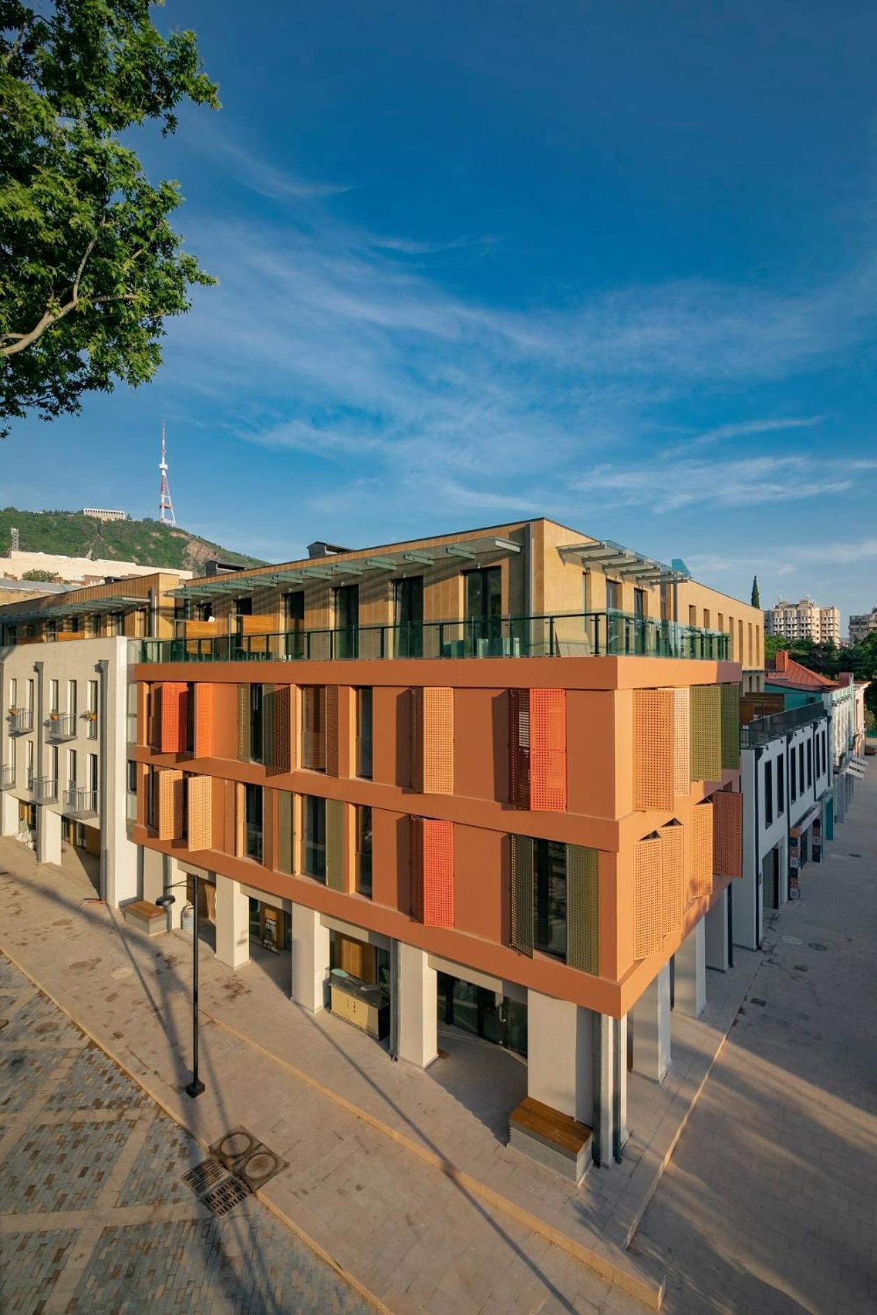 Tbilisi Center, Nino'S Art Apartment Exterior photo